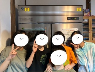 今日ワ食堂 に業務用冷蔵庫を寄贈