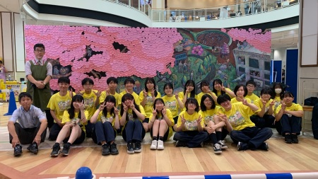 北海道札幌平岡高校美術部によるチョークアート